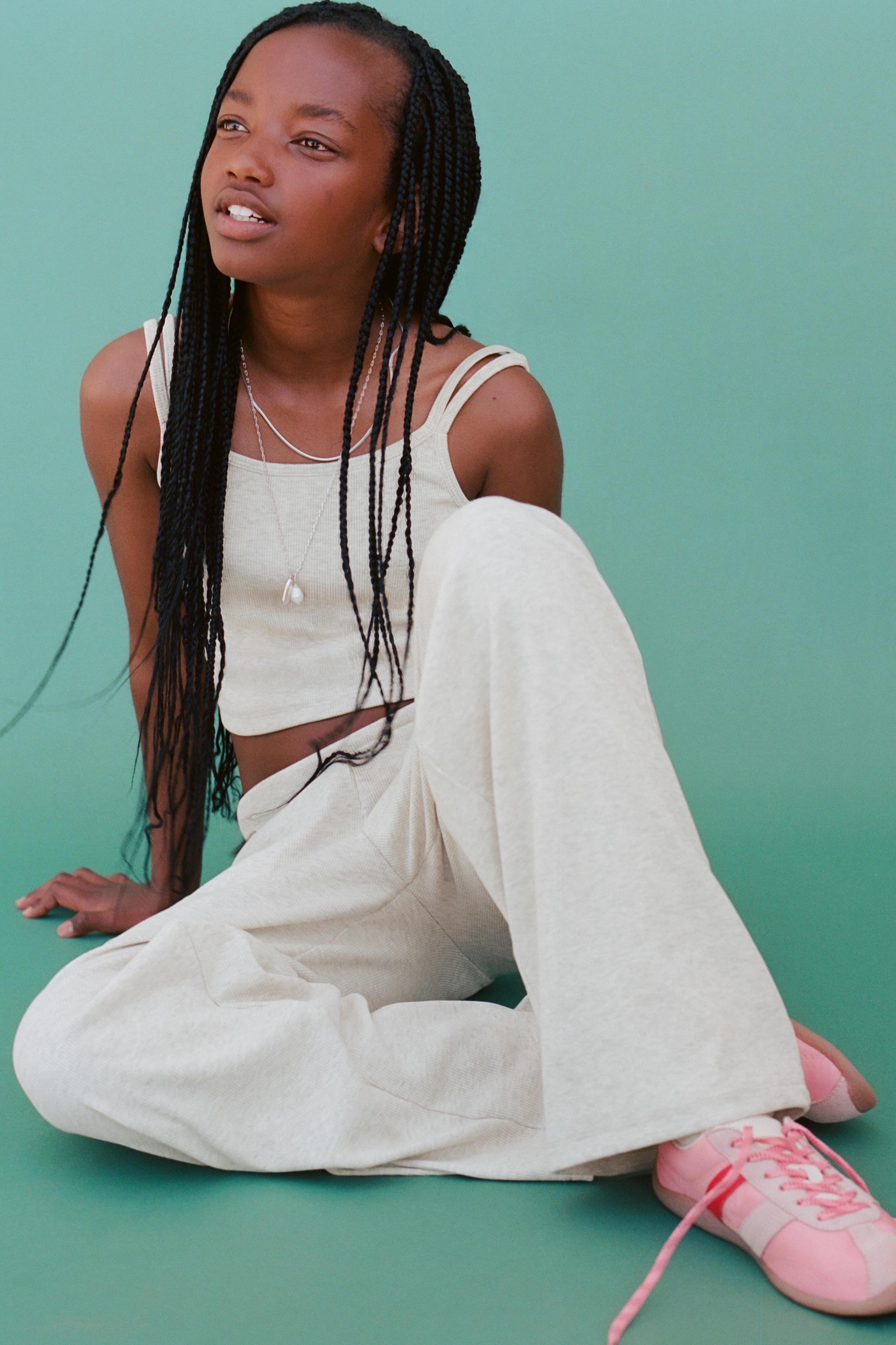 ENSEMBLE CÔTELÉ TOP ET PANTALON DROIT